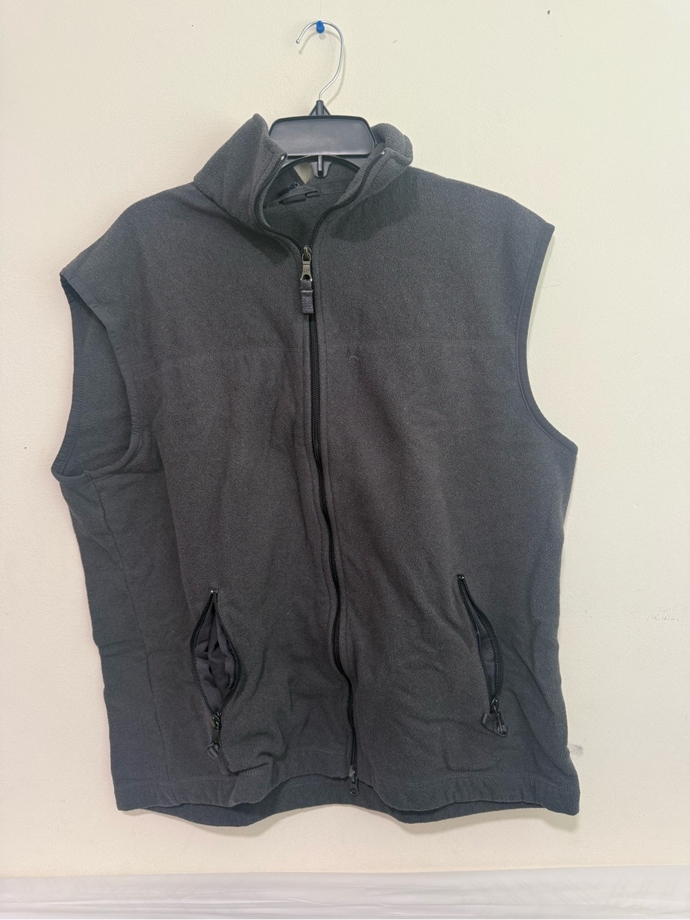 GAP Men's Black Full-Zip Fleece Vest